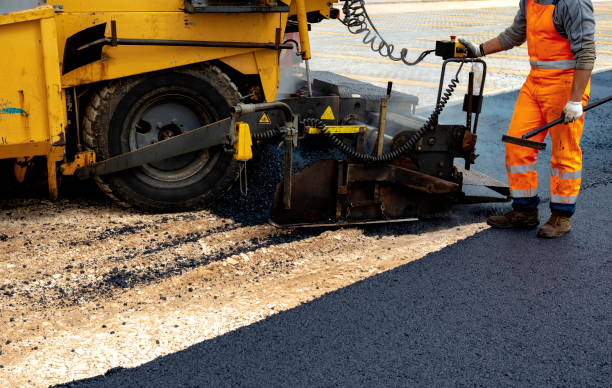 Best Concrete Driveway Installation  in Pecan Grove, TX